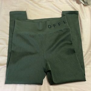Aerie Offline Ribbed High Waisted 7/8 Leggings